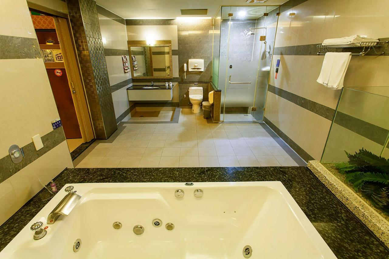 Pgs Motel Keelung Extérieur photo